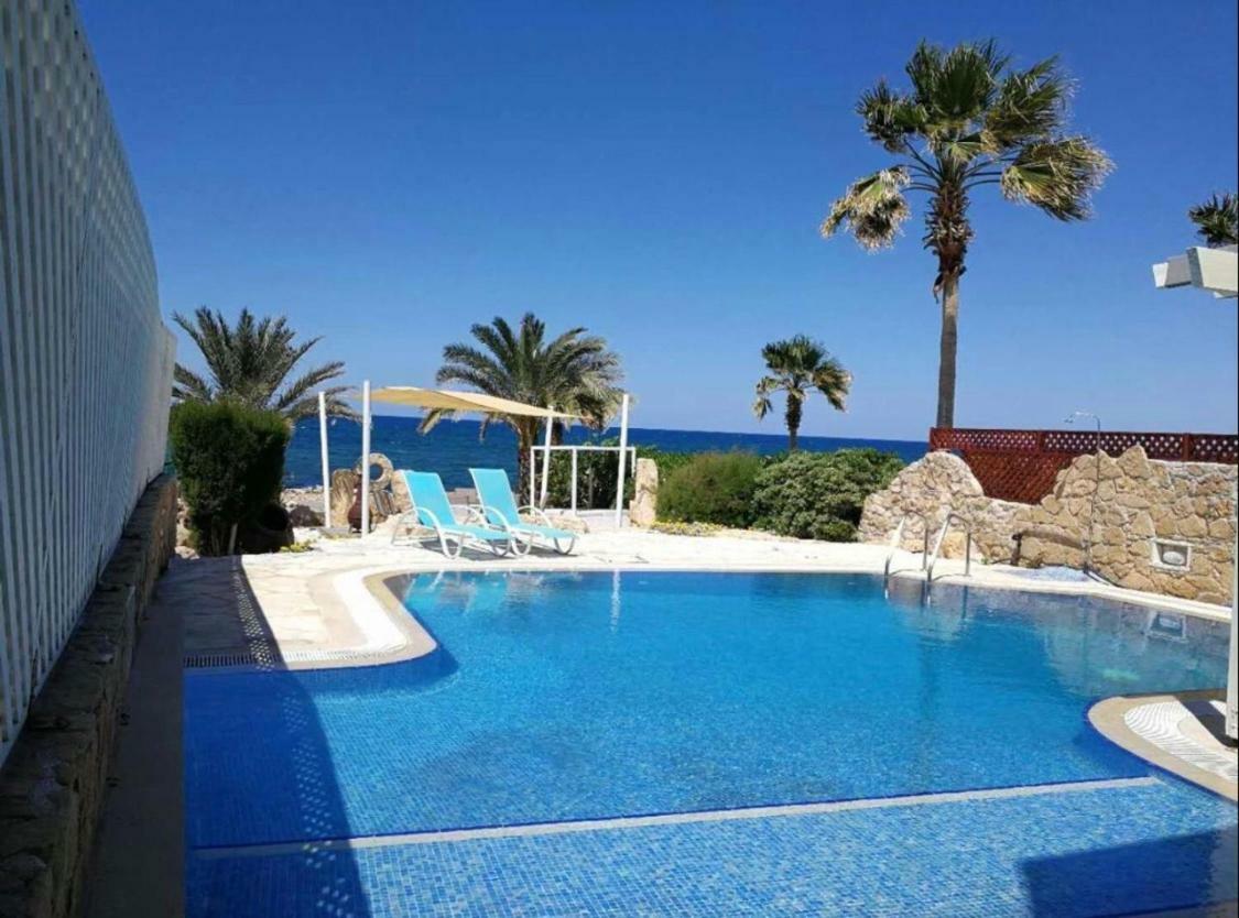 34 Beach Villa Пафос Екстериор снимка